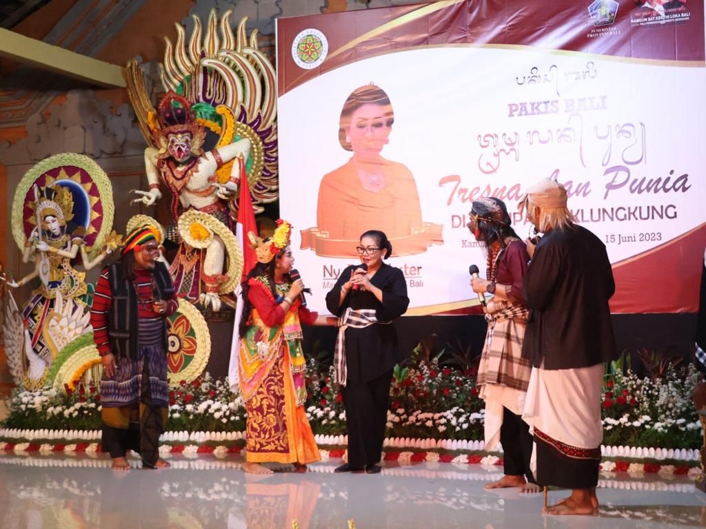 podiumnews.com-Melestarikan Tari Rejang Sesuai Pakem Aslinya